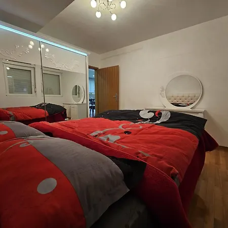 Luxury 3-bedroom Appartement *